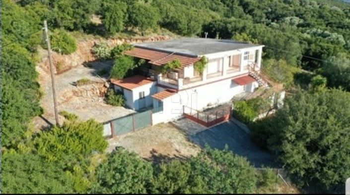 Image No.13-Propriété de 5 chambres à vendre à Sami