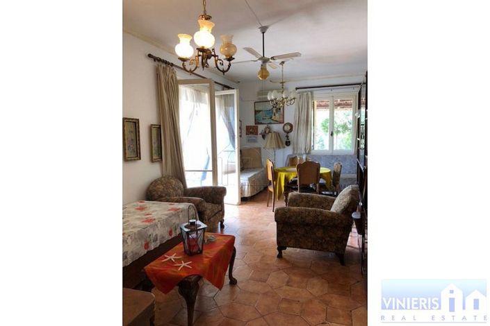 Image No.5-Propriété de 5 chambres à vendre à Sami