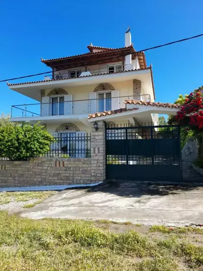 Image No.29-4 Bed Property for sale