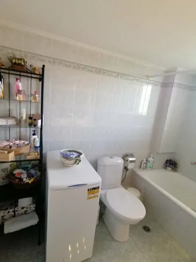 Image No.8-4 Bed Property for sale