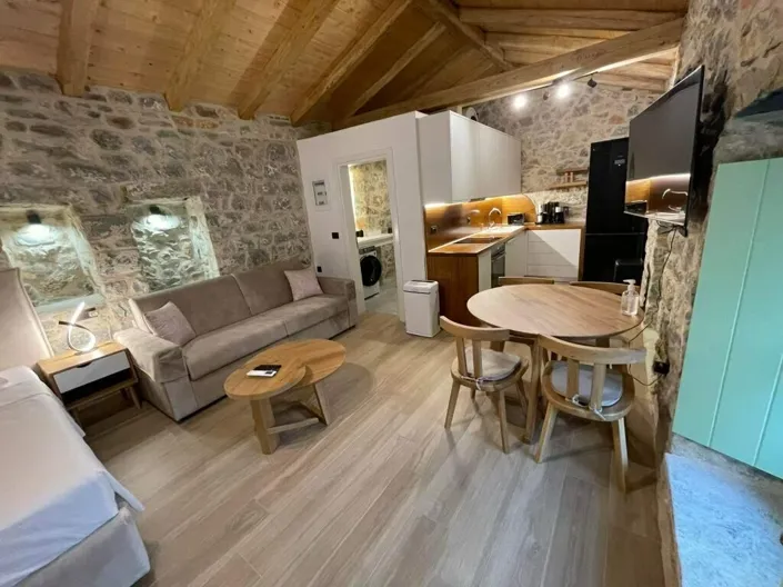 Image No.7-2 Bed Villa for sale