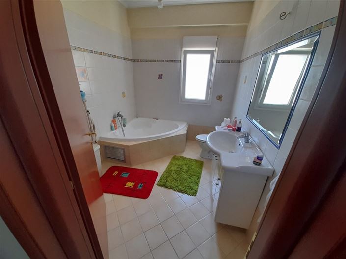 Image No.41-4 Bed Villa for sale