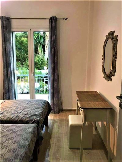 Image No.5-6 Bed Villa for sale