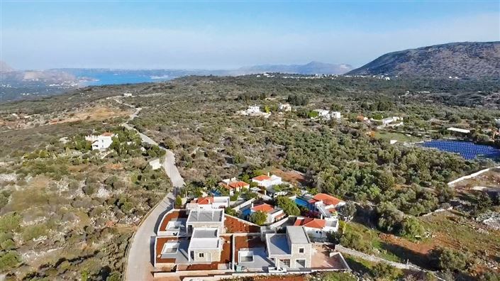 Image No.3-3 Bed Villa for sale