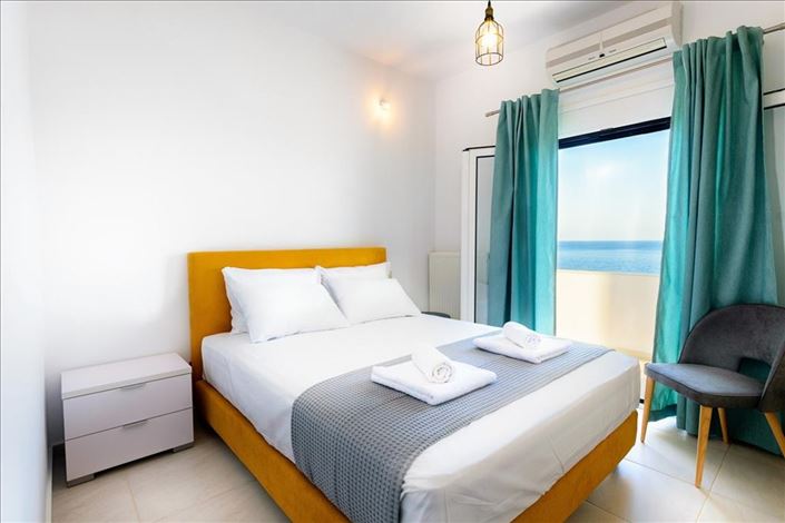 Image No.8-2 Bed Property for sale