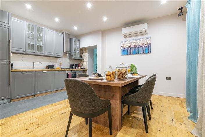 Image No.47-2 Bed Villa for sale