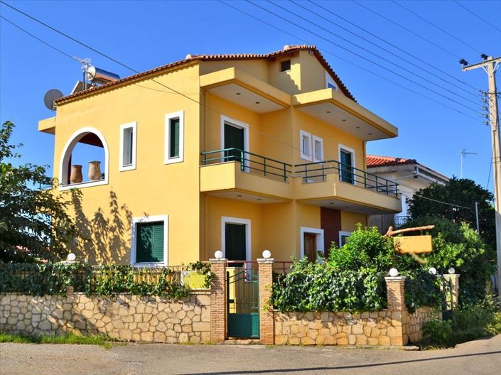 Image No.1-Villa de 4 chambres à vendre à Péloponnèse