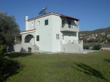 Image No.1-Propriété de 4 chambres à vendre à Grèce