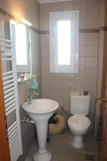 Image No.10-4 Bed Property for sale