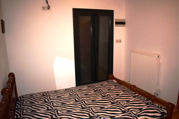 Image No.7-3 Bed Property for sale