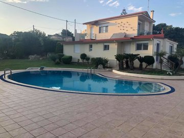 Propriété de 5 chambres à vendre à Crète