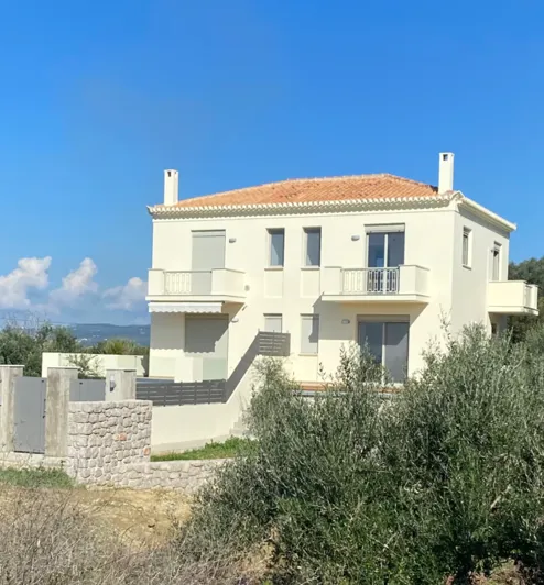 Image No.8-Propriété de 3 chambres à vendre à Methoni