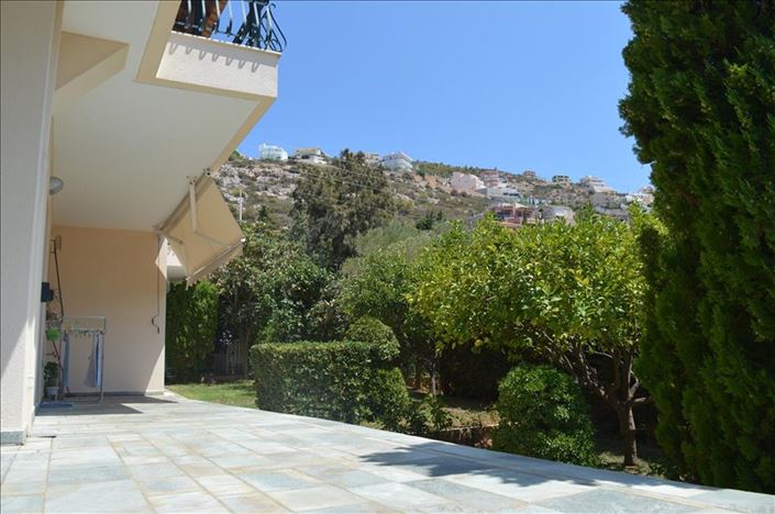 Image No.21-3 Bed Property for sale