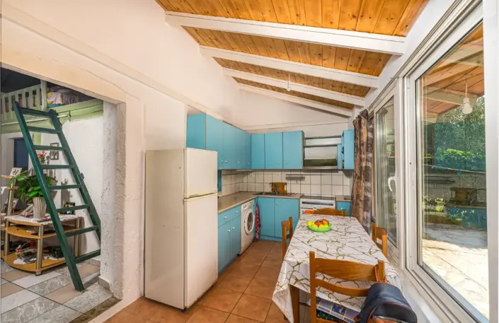 Image No.3-2 Bed House for sale