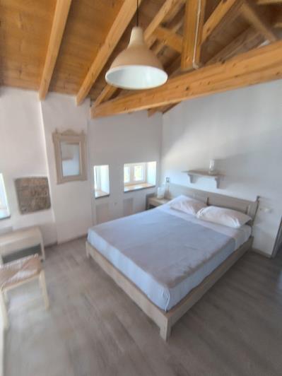 Image No.3-Maison / Villa de 3 chambres à vendre à Samos