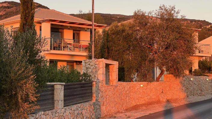 Image No.20-4 Bed House/Villa for sale