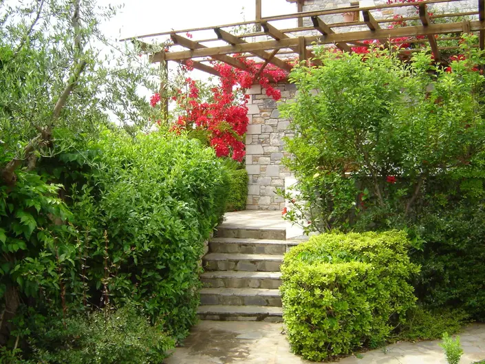 Image No.8-4 Bed House for sale