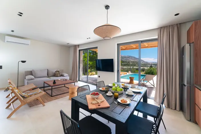 Image No.3-2 Bed House/Villa for sale