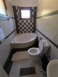 2b51ebfd-304e-432e-9658-155d9b8024ab