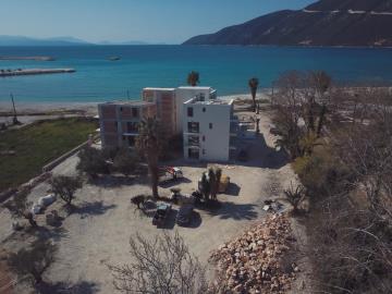 b1f9b695-12ae-485c-9bf0-6834471d3915