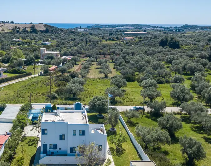 Image No.2-4 Bed Villa for sale