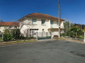 1 - Commentry, House