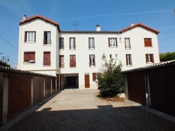 1 - Bois-Colombes, Property