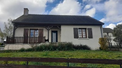 1 - Noyen-sur-Sarthe, Property