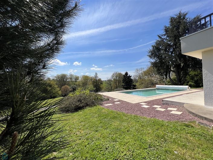 Image No.4-5 Bed Property for sale