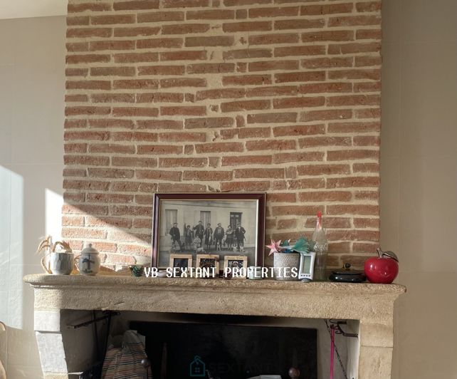 Image No.6-3 Bed Property for sale