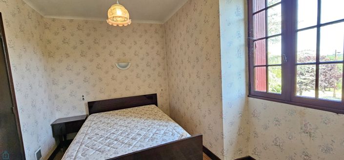 Image No.10-4 Bed House for sale