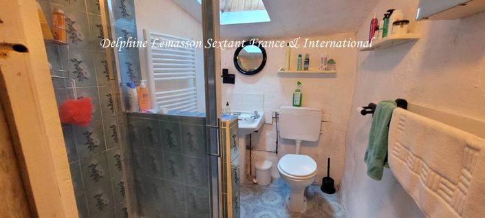 Image No.15-5 Bed Property for sale