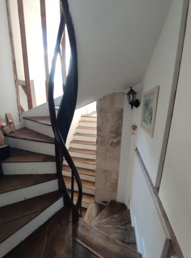 Image No.31-10 Bed Property for sale