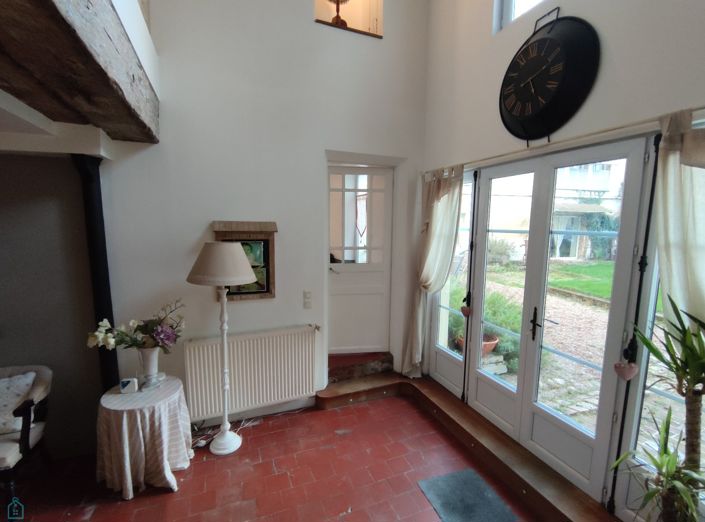 Image No.33-10 Bed Property for sale