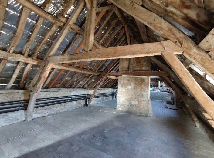 Image No.35-10 Bed Property for sale