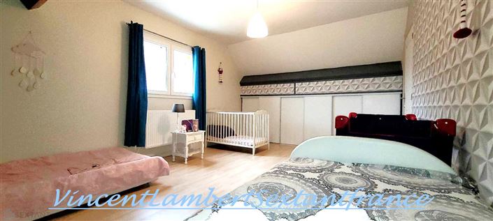 Image No.12-Propriété de 6 chambres à vendre à Mareuil-en-Dôle