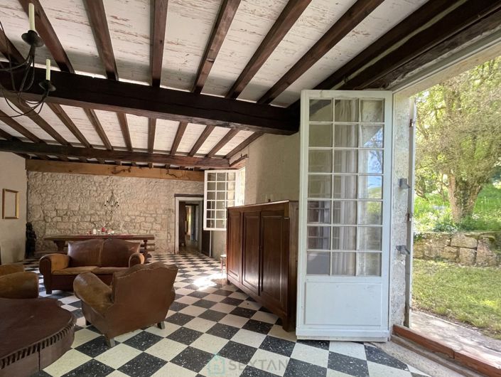 Image No.5-5 Bed Property for sale