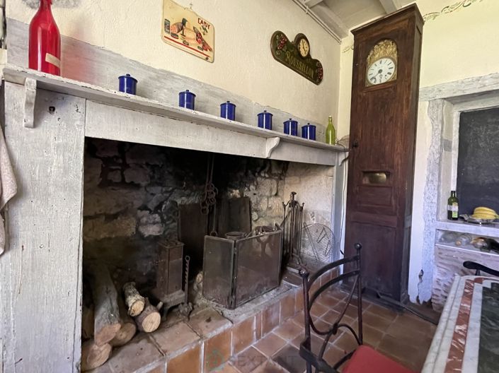 Image No.13-5 Bed Property for sale