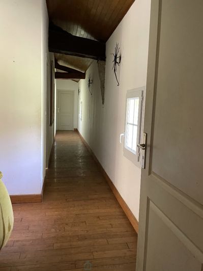 Image No.21-5 Bed Property for sale