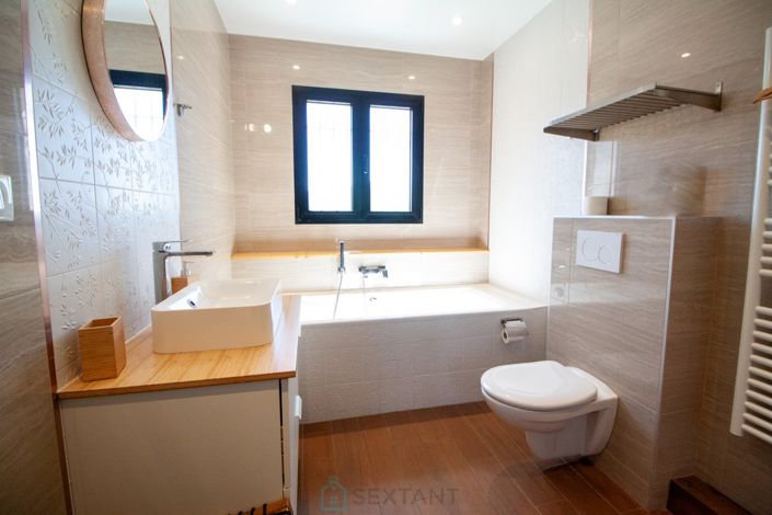 Image No.10-6 Bed House for sale