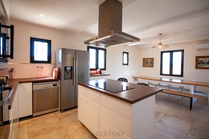 Image No.7-6 Bed House for sale