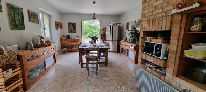 Image No.7-6 Bed Property for sale