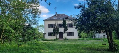 1 - Melun, Property