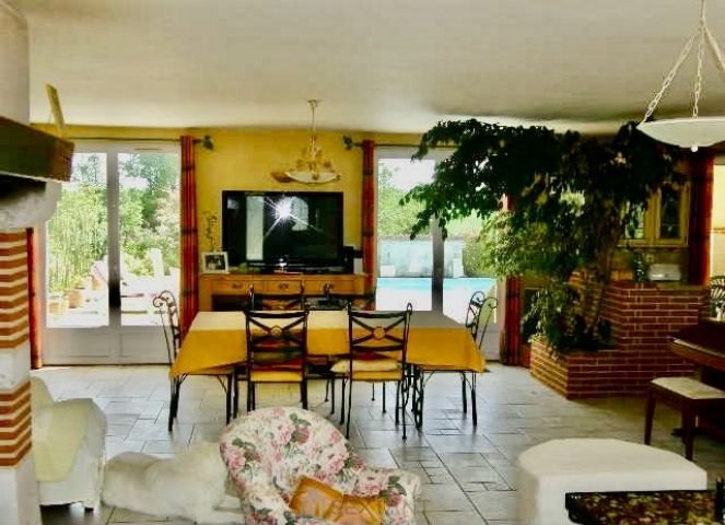 Image No.3-Propriété de 4 chambres à vendre à Itzac