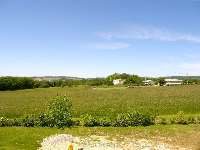 Image No.9-Propriété de 4 chambres à vendre à Itzac