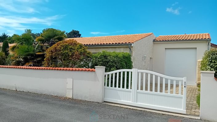 Image No.1-Propriété de 3 chambres à vendre à Les Mathes