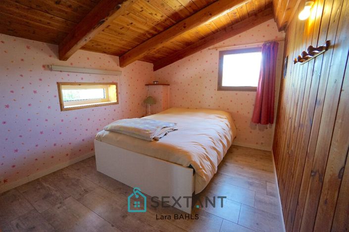 Image No.12-4 Bed Property for sale