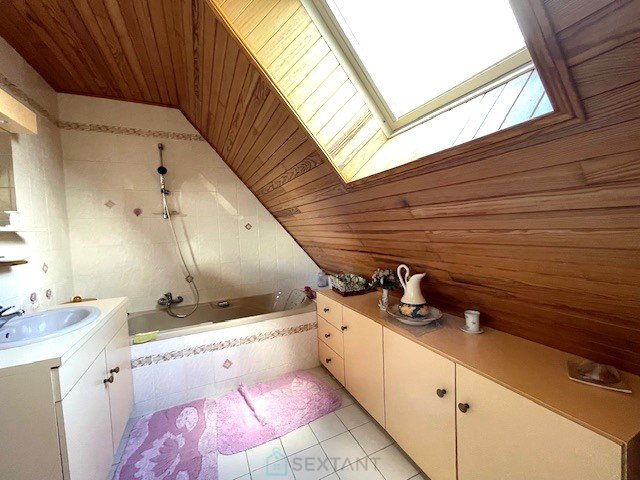 Image No.10-Maison de 5 chambres à vendre à Carhaix-Plouguer