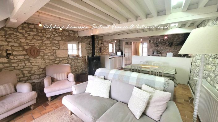 Image No.21-7 Bed Property for sale