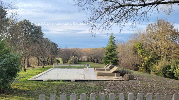 Image No.4-7 Bed Property for sale